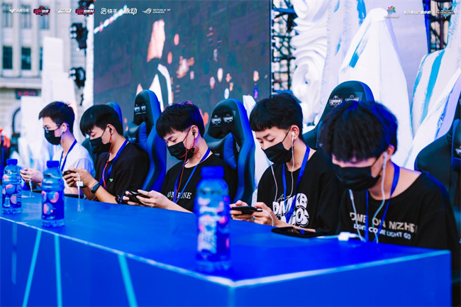 火力强劲 火力强劲